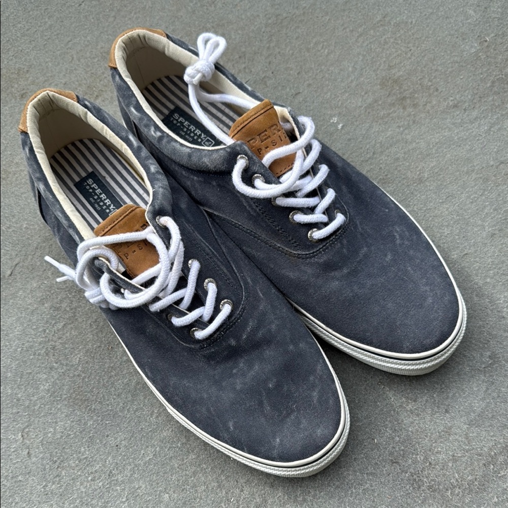 Sperry Navy Striper CVO Sneakers with Leather Accents Size 15